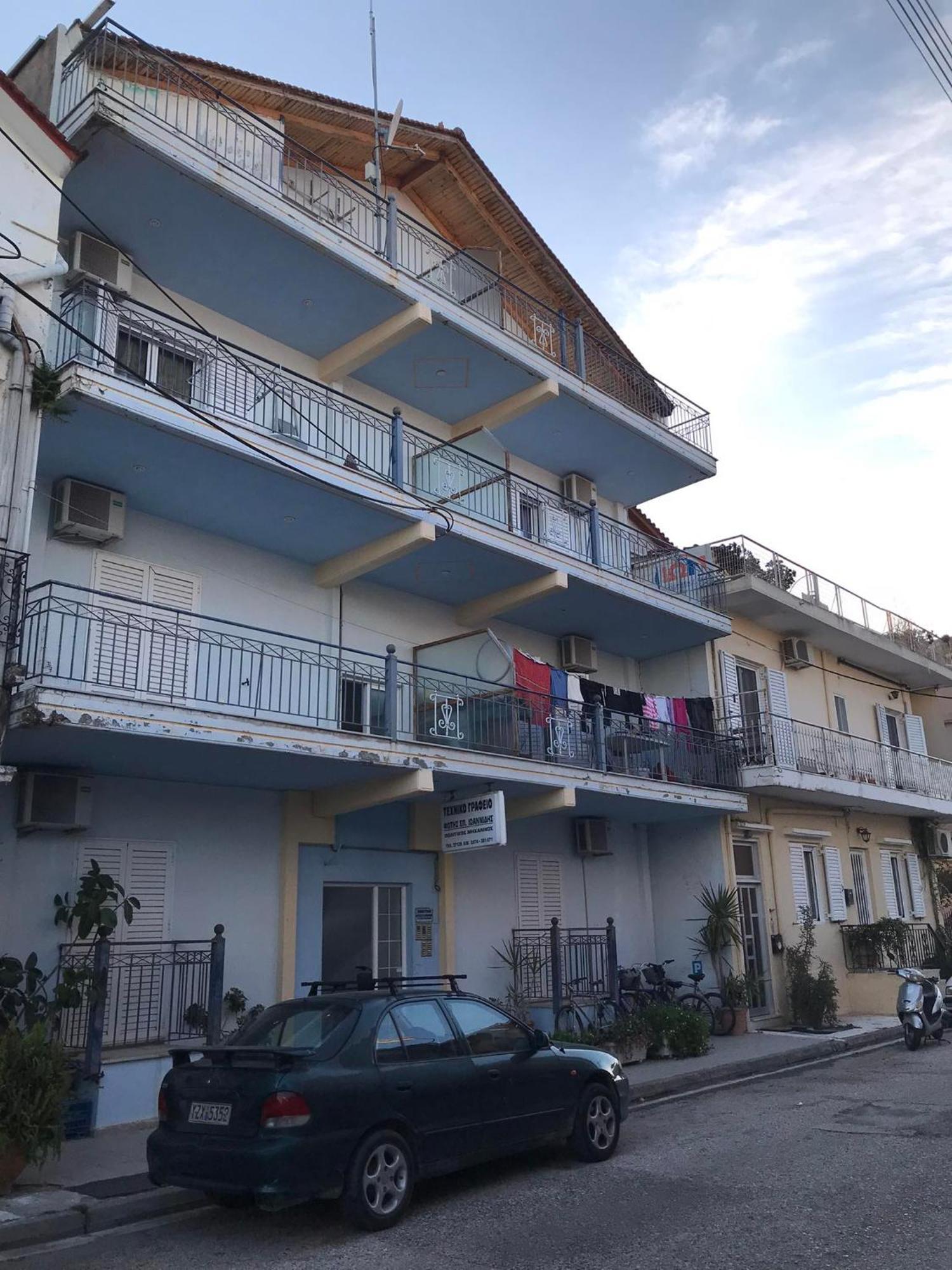 Ion Apartments Messolonghi Double Room Sea View Loft Mesolóngion Buitenkant foto