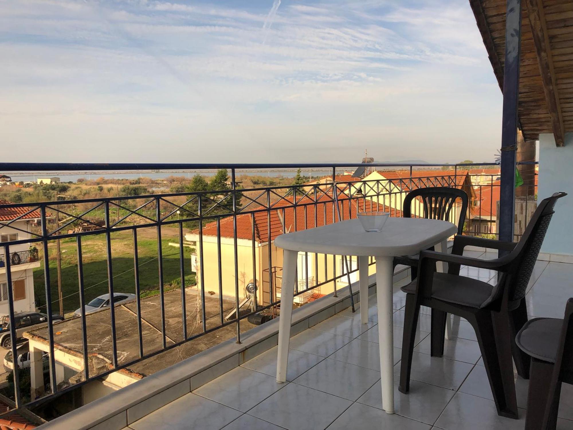 Ion Apartments Messolonghi Double Room Sea View Loft Mesolóngion Buitenkant foto